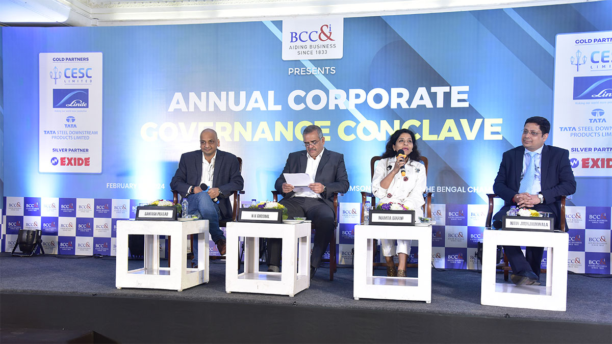  Dignitaries at the Session 2 from (L-R) Mr. Santosh Prasad