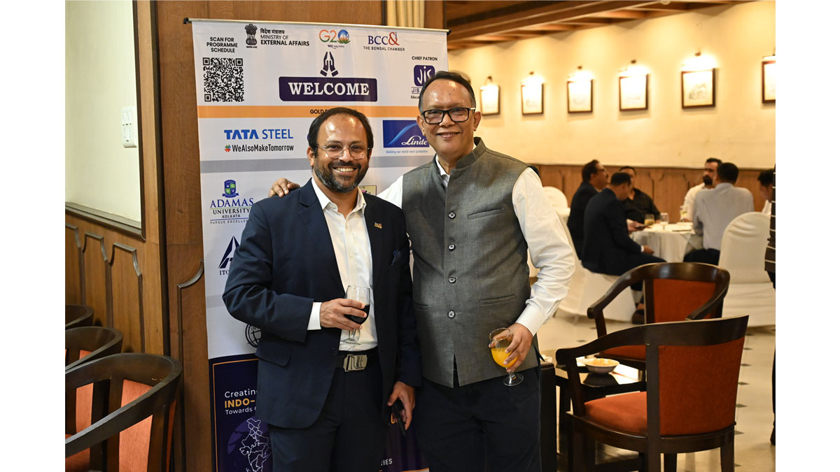 Some moments from the post-programme networking dinner at The Bengal Club on 28th September 2023.