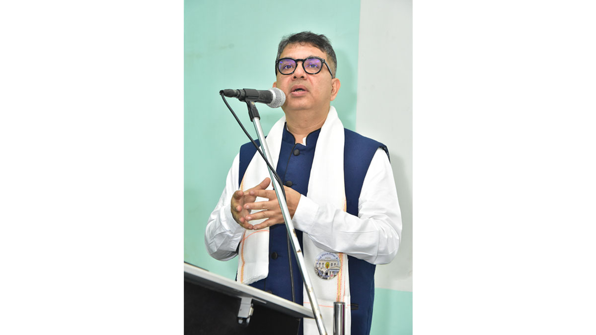 Mr Adhip Nath Pal Chaudhuri, Co-Chairperson, National Tourism Committee, BCC&I delivering his speech at the Inter-College Meet and Debate on “Swami Vivekananda- A Herald for Sustainable Tourism on 9th January 2024 at Scottish Church College.