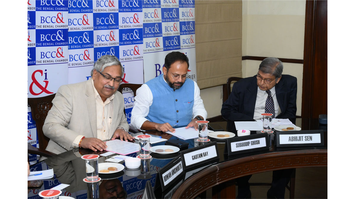(Left to Right) Mr. Gautam Ray, President, The Bengal Chamber of Commerce & Industry and Executive Director (HR & Admin.) - CESC Limited & President (HR) – Power Group, RPSG, CESC Limited during his opening remarks and Mr. Subhodip Ghosh, Director General, The Bengal Chamber of Commerce & Industry, Dr. Abhijit Sen, Past President, The Bengal Chamber of Commerce & Industry were also present.