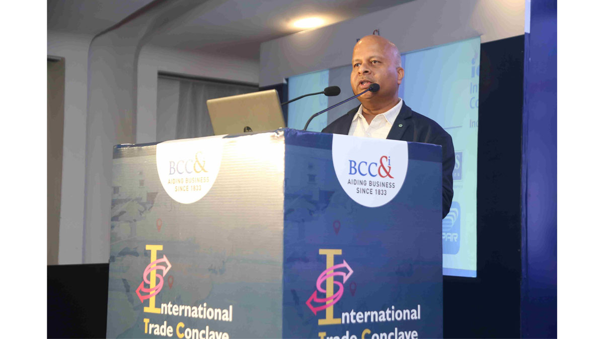 Special Guest Mr. Adhip Nath Palchaudhuri, Director (Service Businesses), Balmer Lawrie & Company Ltd. speaking at the Opening Session.