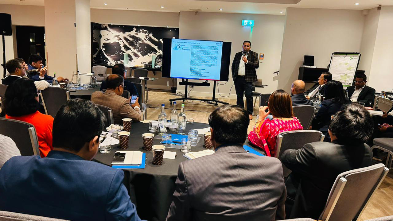 Our Delegate Members introducing their businesses during the Members of London Chamber of Commerce & Industry, UK India Business Council & Bengal Heritage Foundation during the “Net Zero – UK & India Collaborations”
